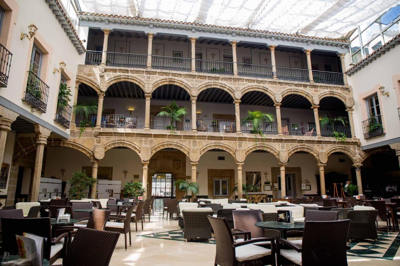 Palacio De Los Velada Avila Exterior photo